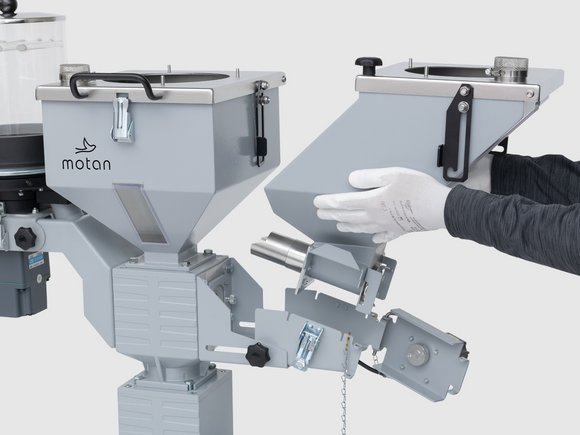 MINIBLEND V hybrid: Quick material  changeovers